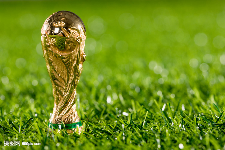 快船坚守立场，拒绝祖巴茨交易谈判（快船立场坚定，拒绝与其他球队商谈祖巴茨交易）