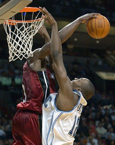 弗洛伦齐谈罗马vs那不勒斯争议判罚：拉赫马尼没有对科内犯规（弗洛伦齐就罗马对那不勒斯判罚争议表态：拉赫马尼未对科内犯规）