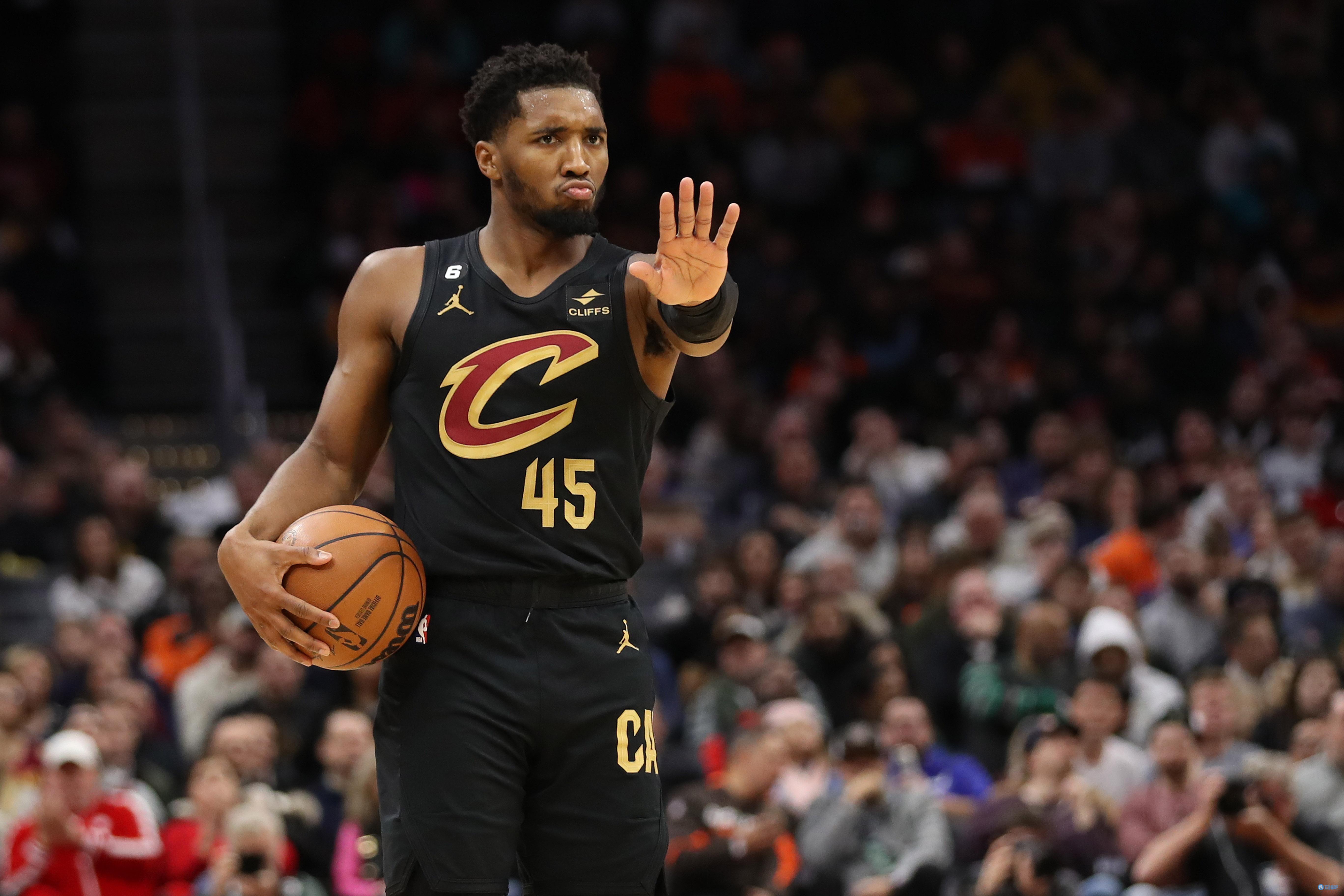 里程碑！科利尔成为爵士队史上拿到500助攻最快的球员（科利尔创队史纪录：爵士最快达成500次助攻）