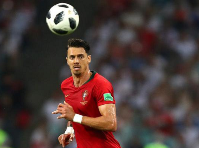 世界杯懂球进阶！知识视角看分组：钱多多与帝国兴衰？（世界杯分组进阶解读：知识视角下的资本博弈与王朝兴衰）